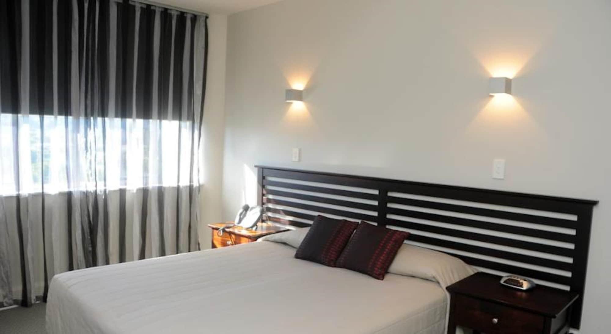 גיסבורן Emerald Hotel מראה חיצוני תמונה