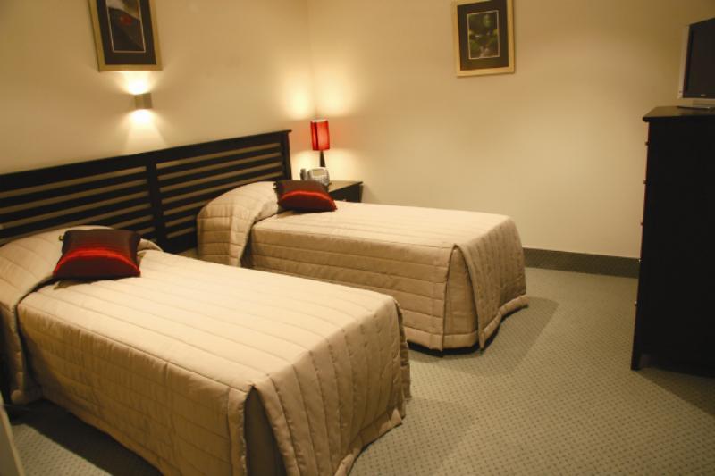 גיסבורן Emerald Hotel מראה חיצוני תמונה