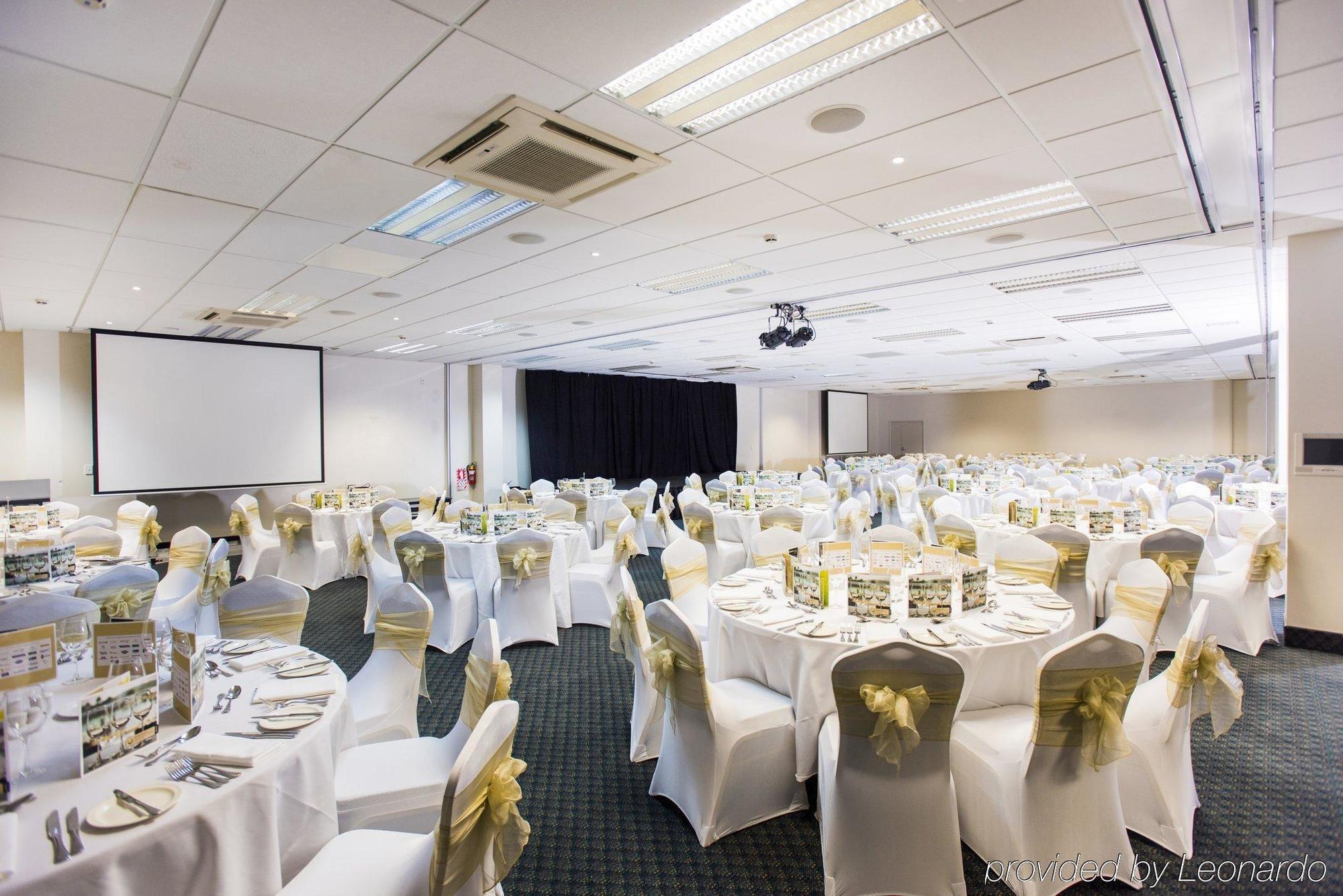 גיסבורן Emerald Hotel מראה חיצוני תמונה