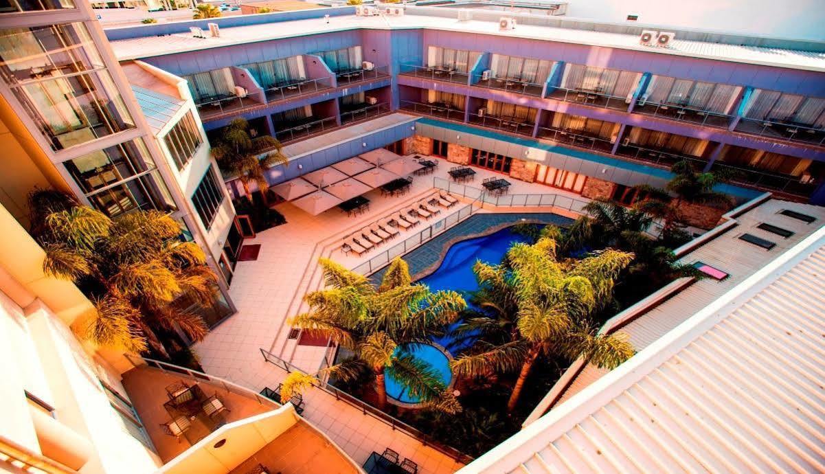 גיסבורן Emerald Hotel מראה חיצוני תמונה
